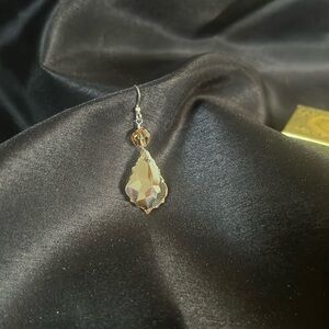 Beautiful tan enamel stone single earring